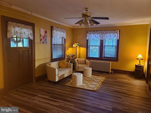 421 ROHRERSTOWN RD, Lancaster, PA 17603