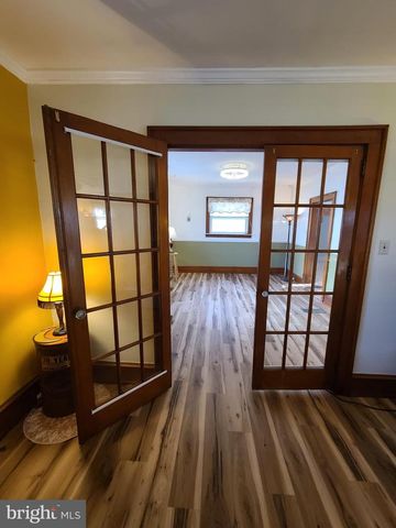 421 ROHRERSTOWN RD, Lancaster, PA 17603