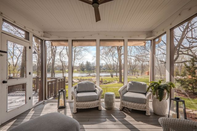 842 N Bennett Street, Geneva, IL 60134