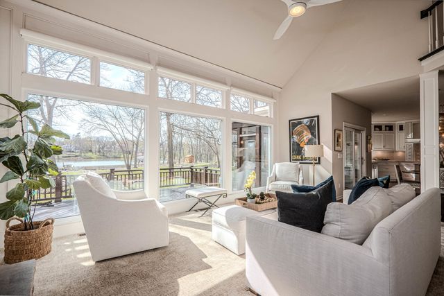 842 N Bennett Street, Geneva, IL 60134