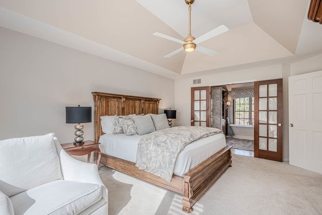 842 N Bennett Street, Geneva, IL 60134
