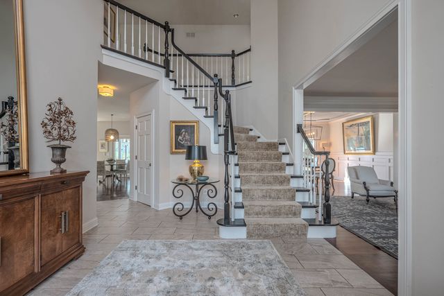 842 N Bennett Street, Geneva, IL 60134