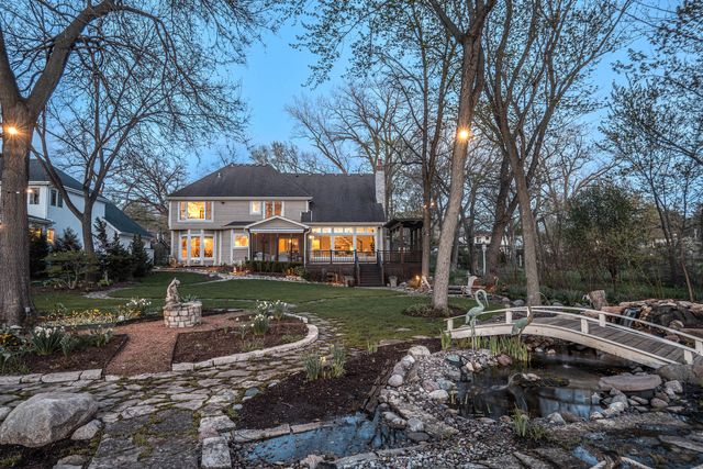 842 N Bennett Street, Geneva, IL 60134