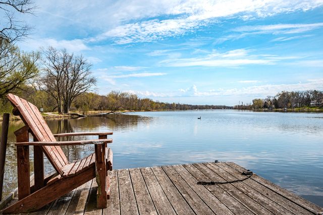842 N Bennett Street, Geneva, IL 60134