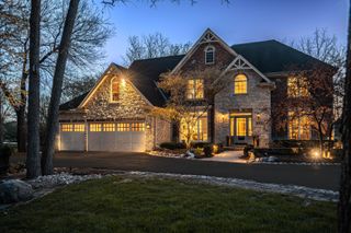 842 N Bennett Street, Geneva, IL 60134