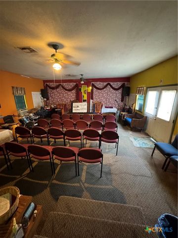 415 Creswell Drive, San Antonio, TX 78220