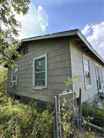 415 Creswell Drive, San Antonio, TX 78220