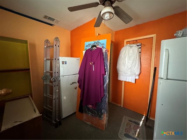 415 Creswell Drive, San Antonio, TX 78220