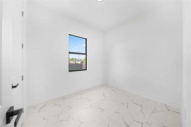 2604 27th ST W, Lehigh Acres, FL 33971