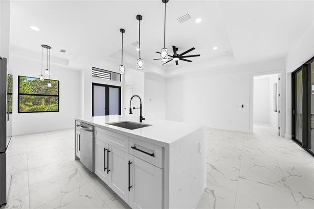 2604 27th ST W, Lehigh Acres, FL 33971