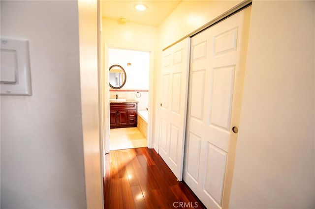 121 W Fairview, Inglewood, CA 90302