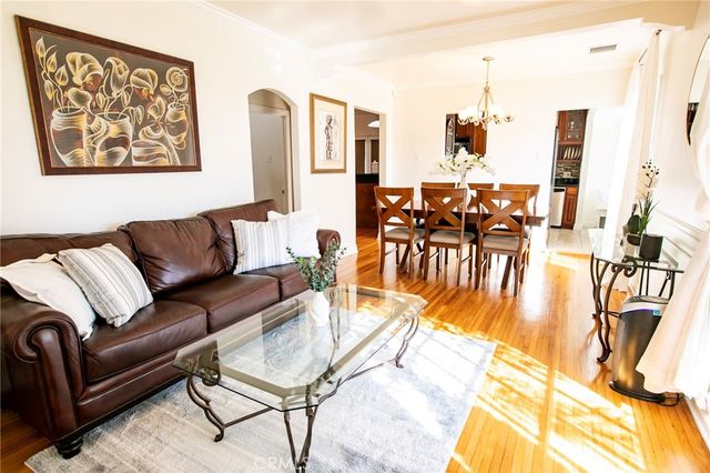 121 W Fairview, Inglewood, CA 90302