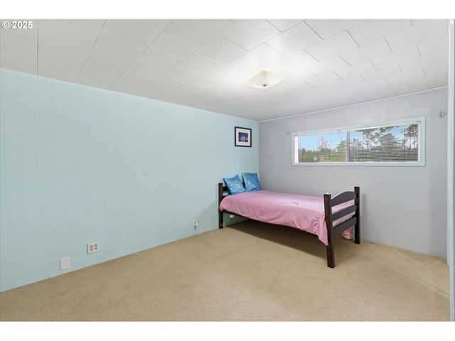 4514 L Pl, Seaview, WA 98644