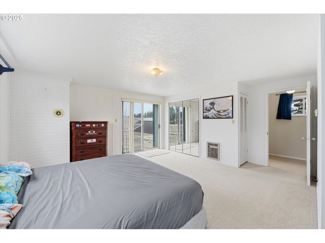 4514 L Pl, Seaview, WA 98644