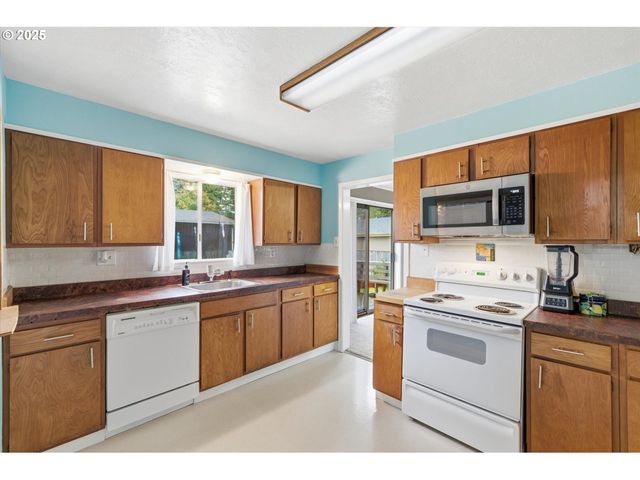 4514 L Pl, Seaview, WA 98644