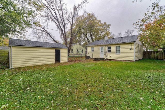 1807 Waggoner Avenue, Evansville, IN 47714