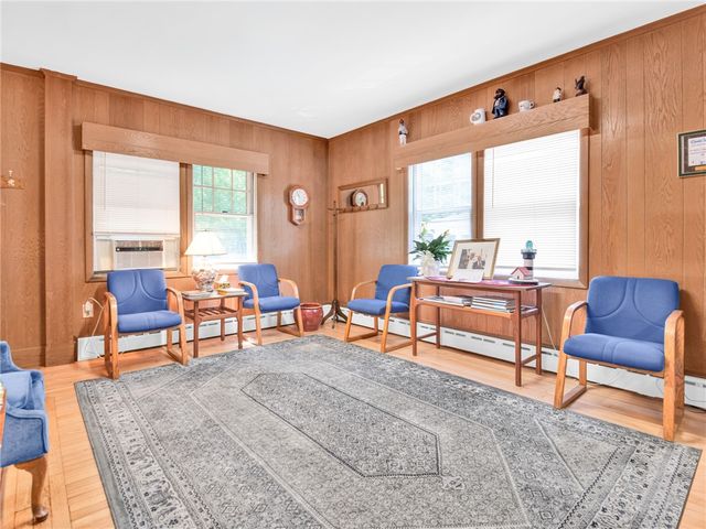 440 Broadway, Newport, RI 02840