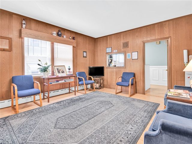 440 Broadway, Newport, RI 02840