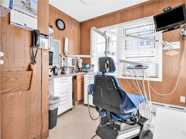 440 Broadway, Newport, RI 02840