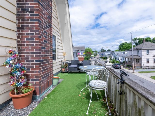 440 Broadway, Newport, RI 02840
