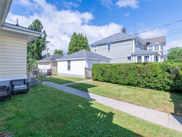 440 Broadway, Newport, RI 02840