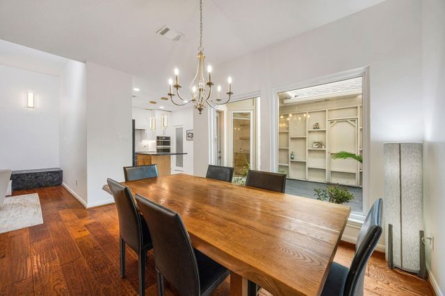 727 Bunker Hill Road 26, Houston, TX 77024