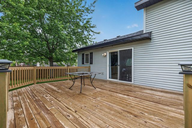 301 Elm Street SW, Isanti, MN 55040