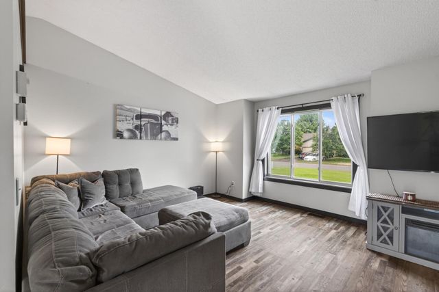 301 Elm Street SW, Isanti, MN 55040