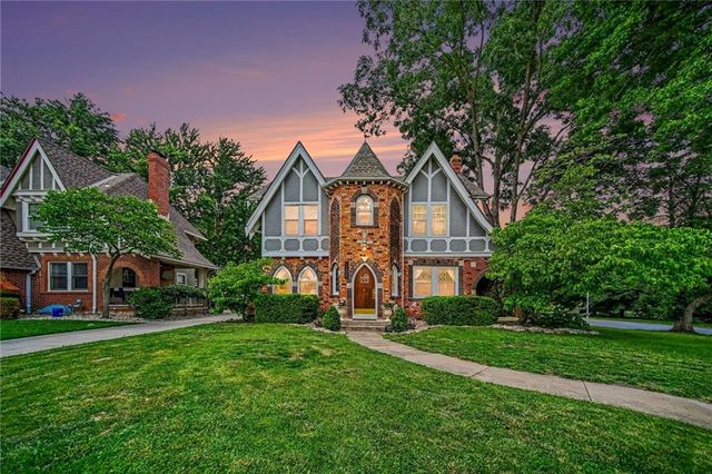 1200 W 72nd Street, Kansas City, MO 64114