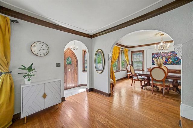 1200 W 72nd Street, Kansas City, MO 64114
