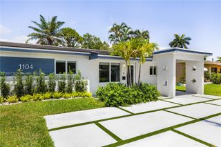 1104 N 13th Ter, Hollywood, FL 33019