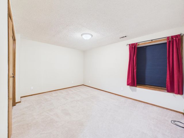 11426 W 16th St N, Wichita, KS 67212