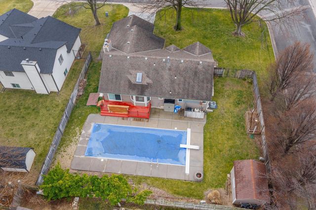 11426 W 16th St N, Wichita, KS 67212