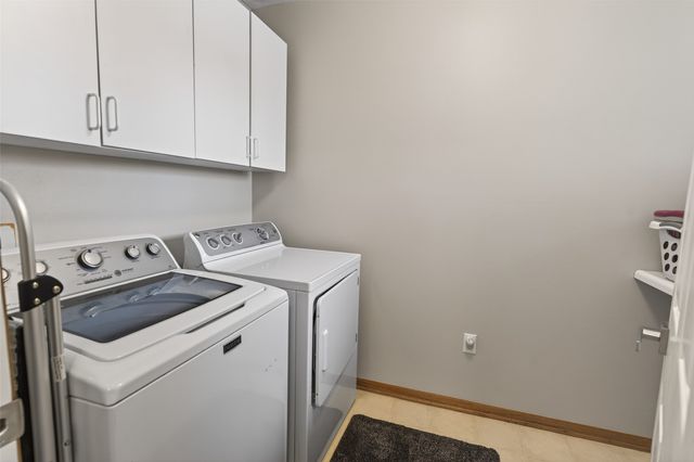 1431 Alderwood Drive, Altoona, IA 50009