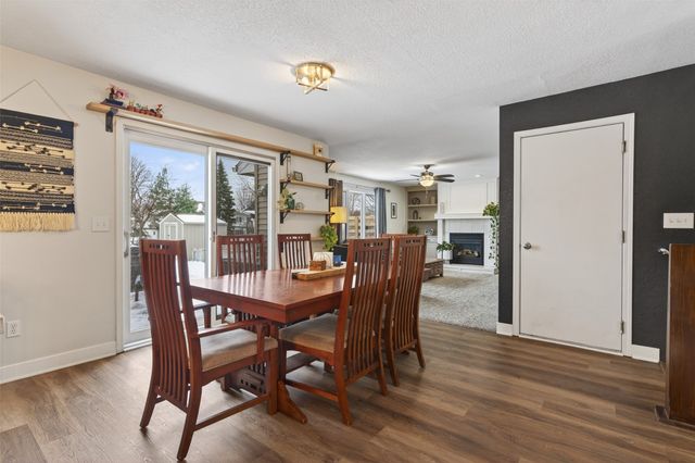 1431 Alderwood Drive, Altoona, IA 50009