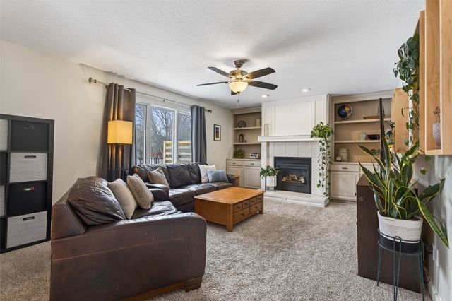 1431 Alderwood Drive, Altoona, IA 50009