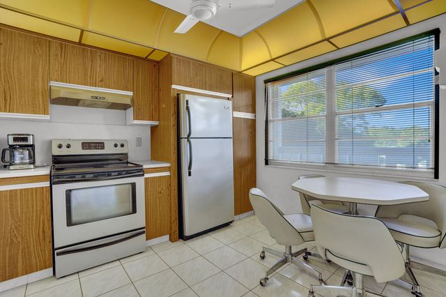 2102 Lucaya Bend F2, Coconut Creek, FL 33066