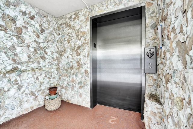 2102 Lucaya Bend F2, Coconut Creek, FL 33066