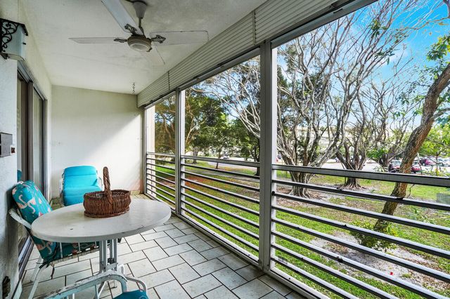 2102 Lucaya Bend F2, Coconut Creek, FL 33066
