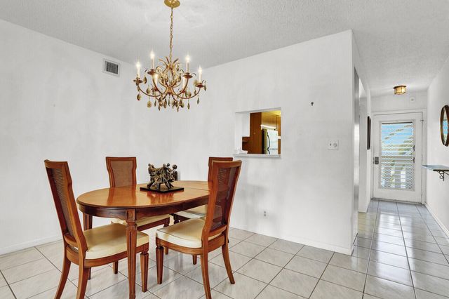 2102 Lucaya Bend F2, Coconut Creek, FL 33066