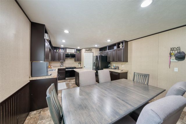 103 County Road 370, Splendora, TX 77372