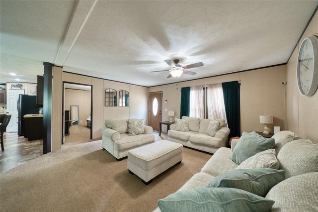 103 County Road 370, Splendora, TX 77372