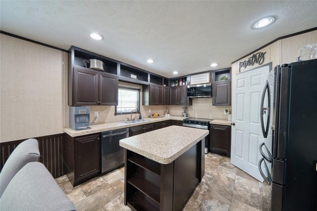 103 County Road 370, Splendora, TX 77372