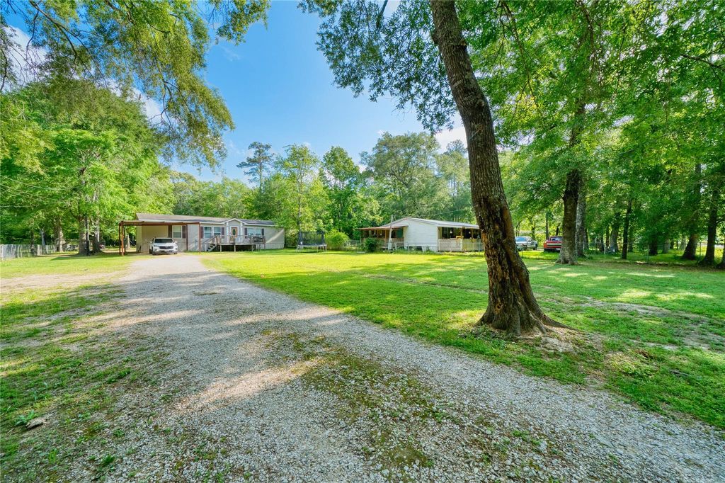 103 County Road 370, Splendora, TX 77372