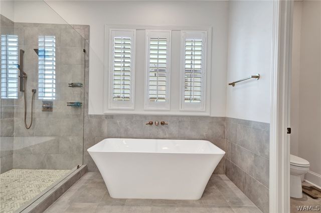585 Lansdowne LN, Tuscaloosa, AL 35406