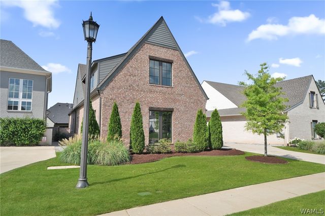 585 Lansdowne LN, Tuscaloosa, AL 35406