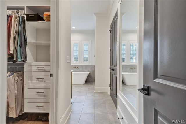 585 Lansdowne LN, Tuscaloosa, AL 35406