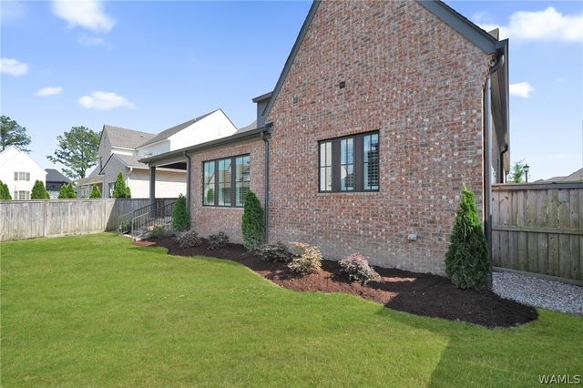 585 Lansdowne LN, Tuscaloosa, AL 35406