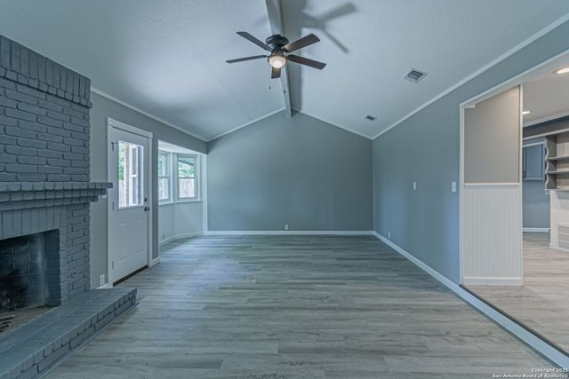 326 Renee Dr, Converse, TX 78109