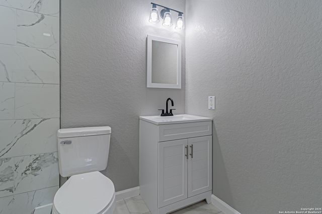 326 Renee Dr, Converse, TX 78109